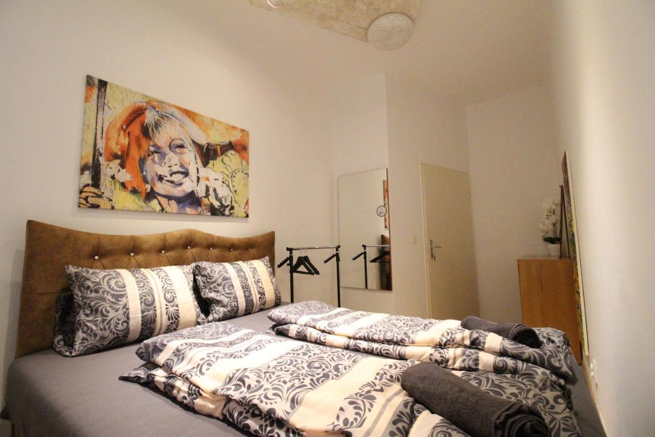 Private Double Bedroom Rf2 Wien Eksteriør billede