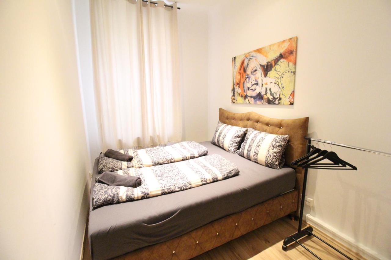 Private Double Bedroom Rf2 Wien Eksteriør billede